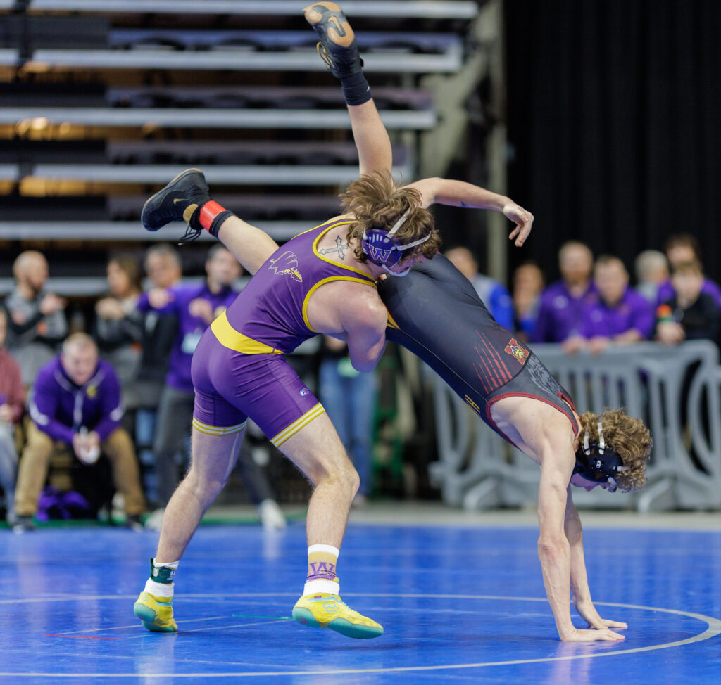 Finalists For Top 10 Pics From 2023 Boys South Dakota State Wrestling ...